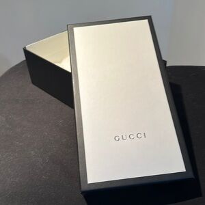 Packaging only!!! Real Gucci box with bag. Bag not pictured.